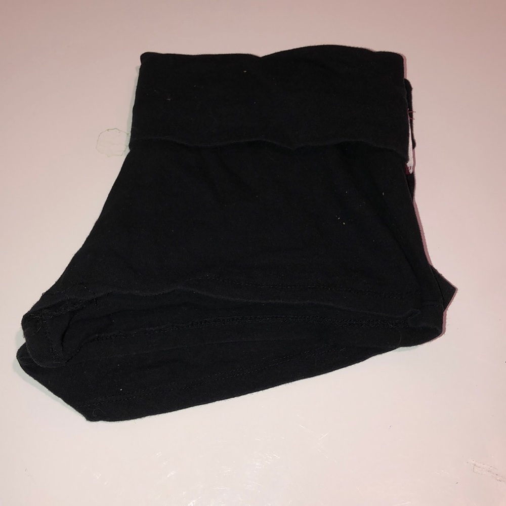 Black yoga booty shorts